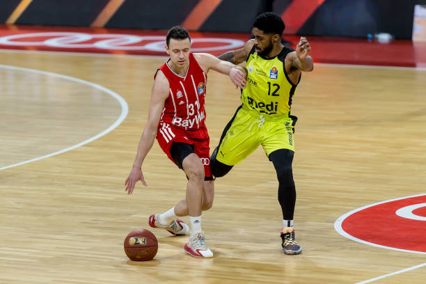 她的故事与 她的故事与