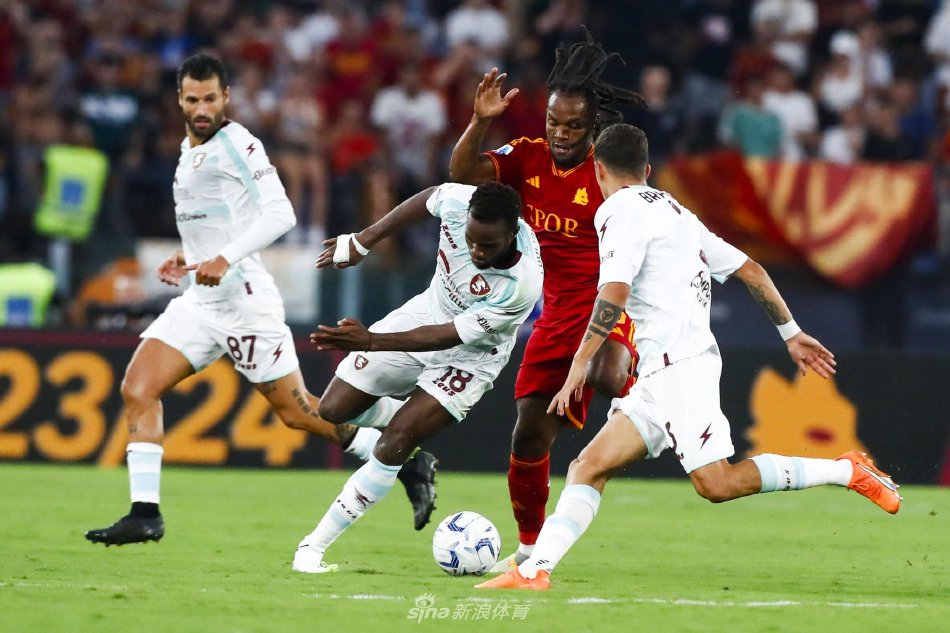 在欧洲足坛 在欧洲足坛