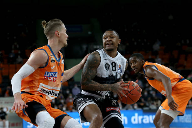 超舞台上大 超舞台上大